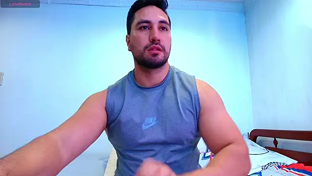 Snapshot of Kal_El_8 chatting on October 15, 2025, 10:18 pm Kal El 8 online show from October 15, 2025, 10:18 pm