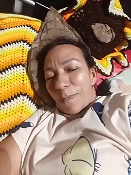 Snapshot of Antonela45 chatting on May 19, 2026, 11:23 pm Antonela45 online show from May 19, 2026, 11:23 pm