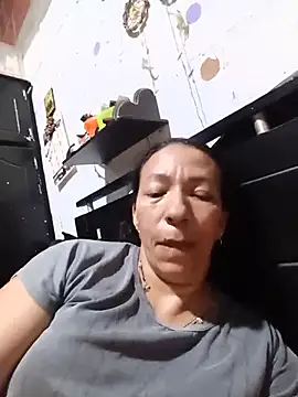 Snapshot of Antonela45 chatting on June 11, 2026, 2:53 am Antonela45 online show from June 11, 2026, 2:53 am