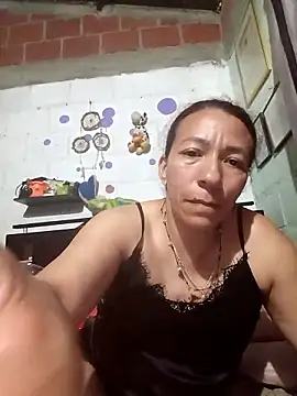 Snapshot of Antonela45 chatting on January 15, 2026, 2:15 am Antonela45 online show from January 15, 2026, 2:15 am