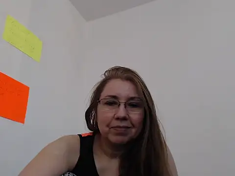 Snapshot of GiaLuvv11 chatting on March 16, 2026, 5:05 pm GiaLuvv11 online show from March 16, 2026, 5:05 pm