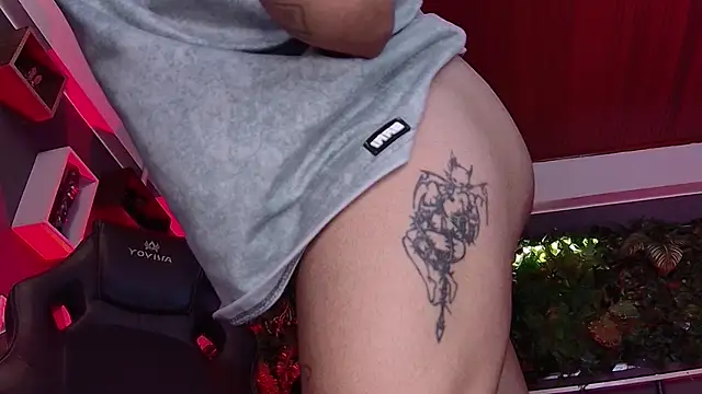 alex  montesco online show from March 11, 2025, 3:56 pm