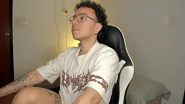 alex  montesco online show from January 12, 2026, 11:53 pm