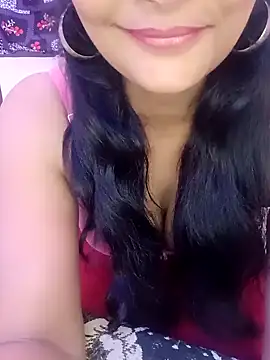 Snapshot of Ronak_kaur chatting on March 18, 2025, 2:28 pm Ronak kaur online show from March 18, 2025, 2:28 pm