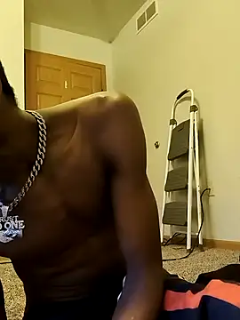 BadazzRXL online show from November 12, 2025, 4:44 pm