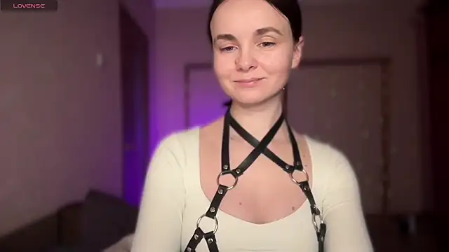 lanaloulou online show from October 10, 2025, 11:27 pm