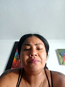 Ariana Rodriguez online show from October 21, 2025, 1:10 pm