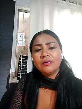 Ariana Rodriguez online show from October 16, 2025, 3:09 pm