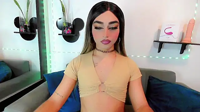 Snapshot of dollablonderxx chatting on March 8, 2025, 2:01 am dollablonderxx online show from March 8, 2025, 2:01 am