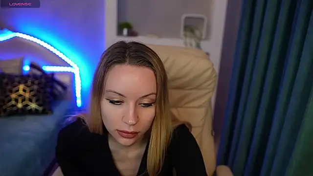 Kris Jeyli online show from March 6, 2025, 8:37 pm