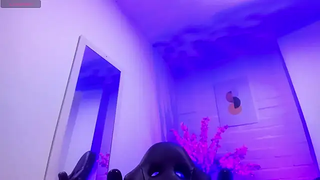 Ayliinn  online show from March 21, 2026, 2:02 am