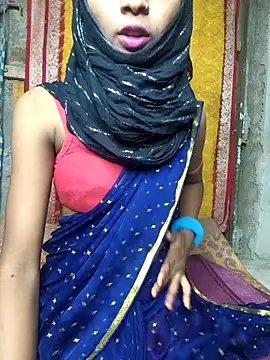 Cutesoma01 online show from October 14, 2025, 4:29 pm