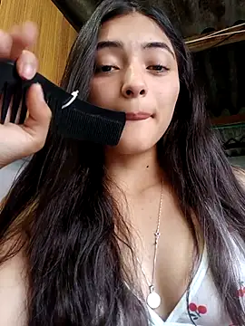 Valen Person online show from October 22, 2025, 3:11 pm