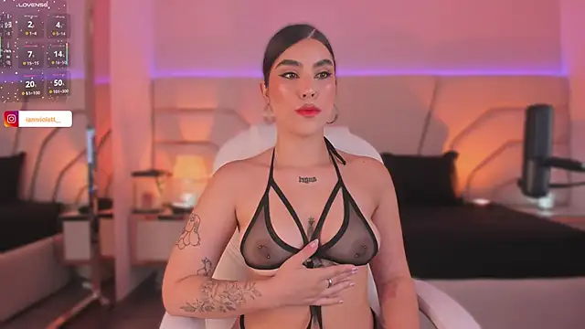 Snapshot of Violeta-Marquez chatting on September 18, 2025, 11:46 am Violeta-Marquez online show from September 18, 2025, 11:46 am