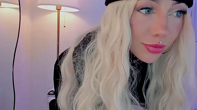 Dani Valen online show from November 5, 2025, 10:57 pm