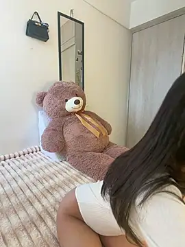 ZaraLuuv online show from March 23, 2026, 6:41 pm