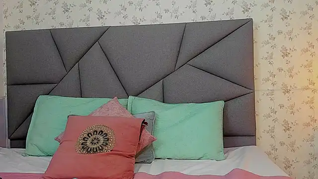 Liz ortega30 online show from November 2, 2025, 7:08 pm