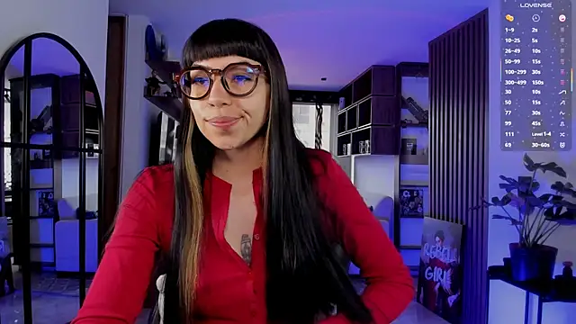 Snapshot of Saraa_Desiree chatting on February 12, 2026, 9:14 pm Saraa Desiree online show from February 12, 2026, 9:14 pm