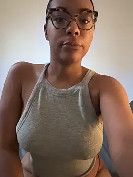 Melia Rayne online show from October 17, 2025, 7:11 am