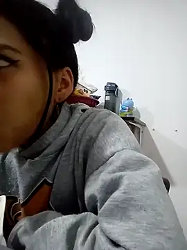 Snapshot of Devil_AliceXo chatting on March 11, 2025, 11:37 pm Devil AliceXo online show from March 11, 2025, 11:37 pm