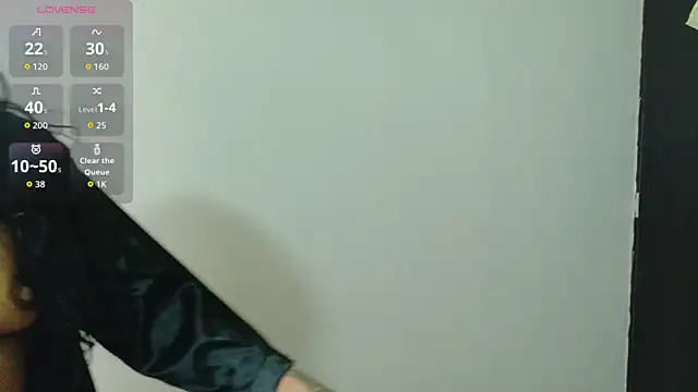 Snapshot of Devil_AliceXo chatting on January 14, 2026, 9:07 pm Devil AliceXo online show from January 14, 2026, 9:07 pm