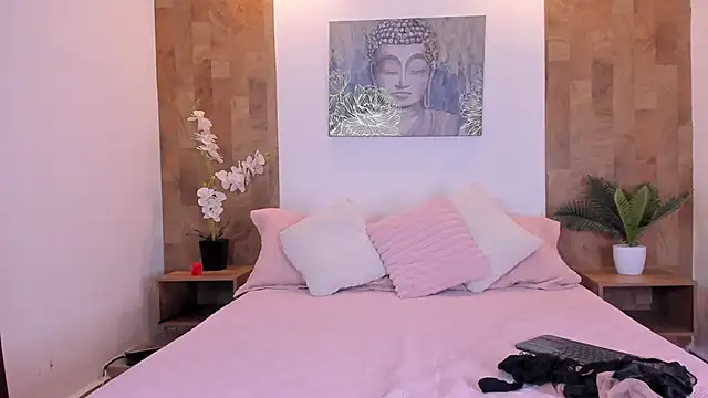 Snapshot of isabella_winkler chatting on February 6, 2026, 12:56 pm isabella winkler online show from February 6, 2026, 12:56 pm