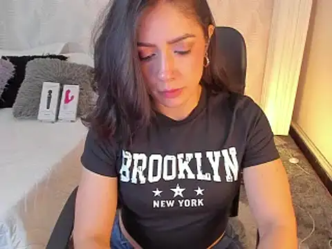 Snapshot of isabella_winkler chatting on March 22, 2025, 2:37 am isabella winkler online show from March 22, 2025, 2:37 am