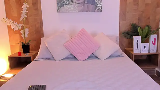 Snapshot of isabella_winkler chatting on January 16, 2026, 11:14 am isabella winkler online show from January 16, 2026, 11:14 am