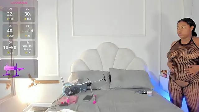 Candaceoweens online show from December 15, 2025, 3:45 am