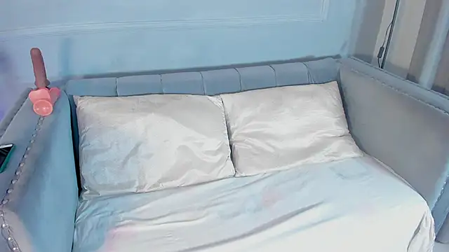 Snapshot of Candaceoweens chatting on March 22, 2025, 2:27 am Candaceoweens online show from March 22, 2025, 2:27 am