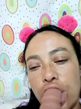 Snapshot of sarayulith chatting on January 18, 2026, 1:14 pm sarayulith online show from January 18, 2026, 1:14 pm