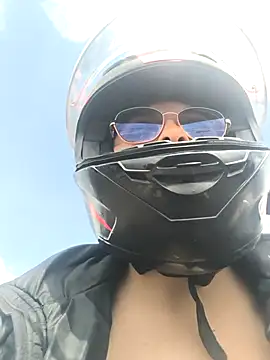 Snapshot of KimyCox_16 chatting on December 1, 2025, 5:14 pm KimyCox 16 online show from December 1, 2025, 5:14 pm