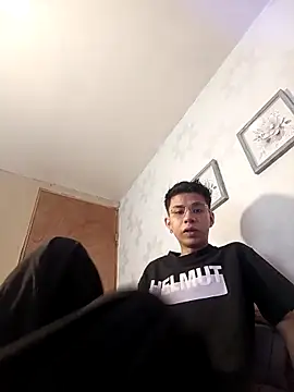 dads rider online show from December 16, 2025, 8:24 pm