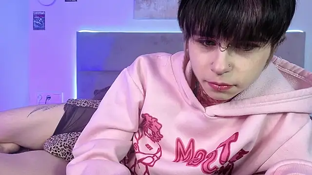 Snapshot of Alex_Vallley chatting on February 6, 2026, 11:01 pm Alex Vallley online show from February 6, 2026, 11:01 pm