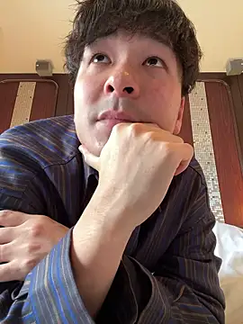 Snapshot of waka3232 chatting on April 5, 2026, 1:45 am waka3232 online show from April 5, 2026, 1:45 am