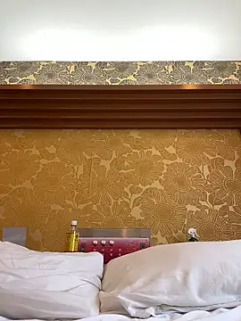 Snapshot of waka3232 chatting on April 12, 2026, 2:26 am waka3232 online show from April 12, 2026, 2:26 am