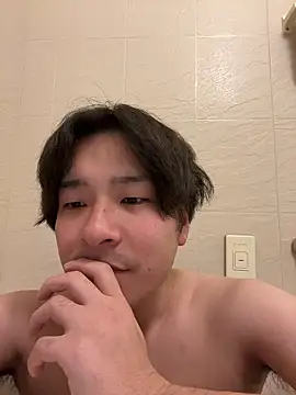 Snapshot of waka3232 chatting on February 2, 2026, 2:21 am waka3232 online show from February 2, 2026, 2:21 am