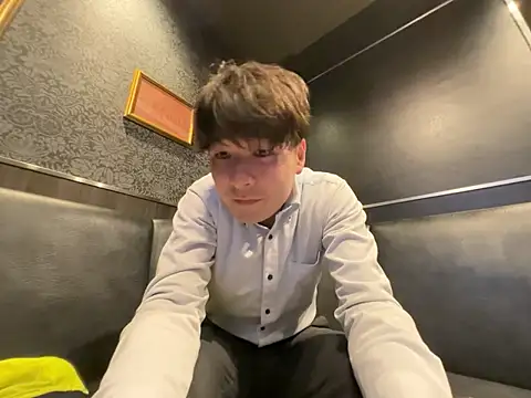 Snapshot of waka3232 chatting on April 3, 2026, 11:16 am waka3232 online show from April 3, 2026, 11:16 am