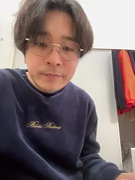 Snapshot of waka3232 chatting on February 5, 2026, 1:56 am waka3232 online show from February 5, 2026, 1:56 am