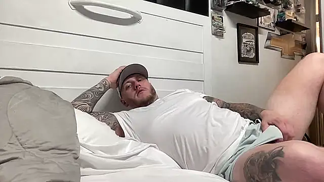 Snapshot of Thegreatwhitepipe chatting on September 15, 2025, 9:43 am Thegreatwhitepipe online show from September 15, 2025, 9:43 am