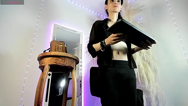 Snapshot of arthemisa_hot chatting on March 19, 2025, 9:48 pm arthemisa hot online show from March 19, 2025, 9:48 pm