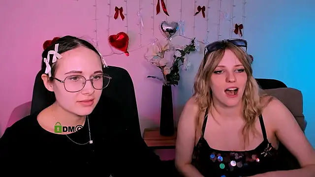 mona cloud online show from April 13, 2026, 8:35 pm