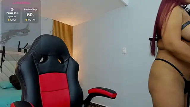 lisa prescot online show from November 13, 2025, 11:58 am