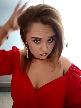 Juicy PeachLux online show from March 21, 2025, 5:23 pm