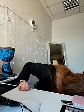 Snapshot of Juicy_PeachLux chatting on March 18, 2026, 7:00 am Juicy PeachLux online show from March 18, 2026, 7:00 am