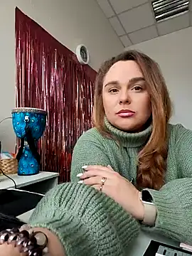 Juicy PeachLux online show from November 30, 2025, 8:48 am