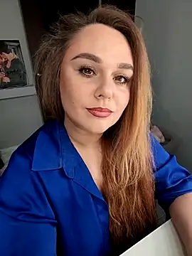 Juicy PeachLux online show from November 23, 2025, 6:56 am