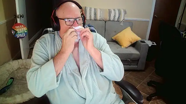 superbearboss online show from January 18, 2026, 3:48 pm