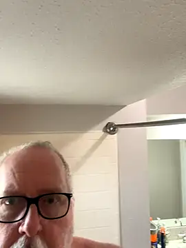 superbearboss online show from November 20, 2025, 8:31 pm