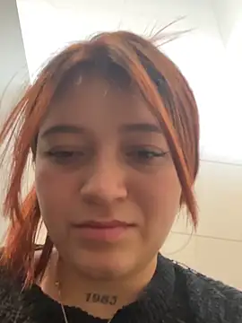 Karina Leon online show from May 8, 2026, 6:56 pm